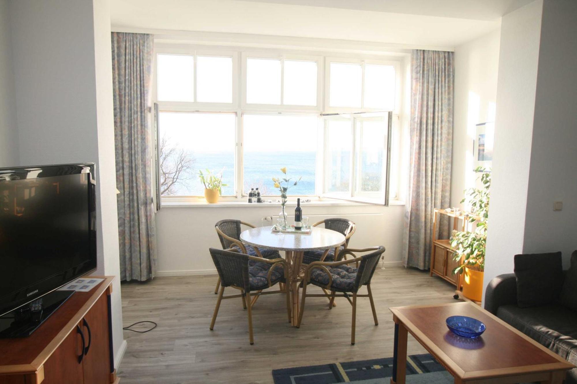 Villa Feodora - Das Haus Mit Dem Einzigartigen Seeblick Sassnitz Dış mekan fotoğraf